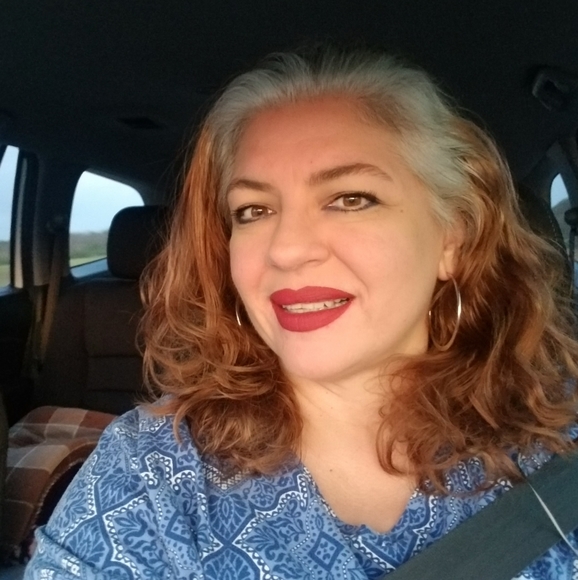 Meet your Posher, Irene - Picture 1 of 1